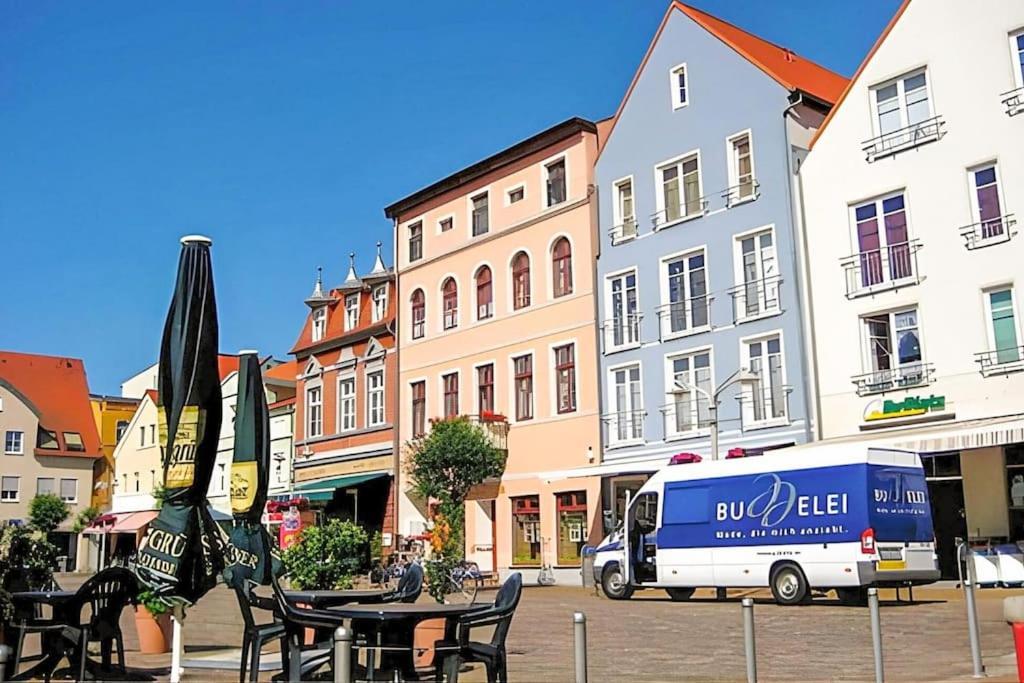 Schwalbennest In Ueckermuende Appartement Buitenkant foto